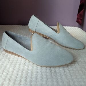 New TOMS Darcy Dusty Blue Grey Suede Loafers Flats Size 8.5